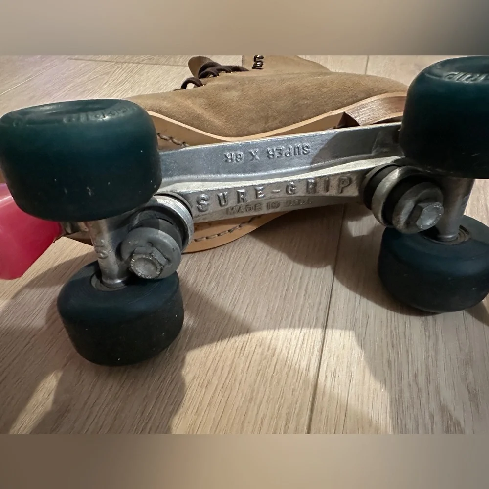 🤩🌈🛼 VINTAGE 90s Size 8 RIEDELL Tan Roller Skates - Picture 5 of 14